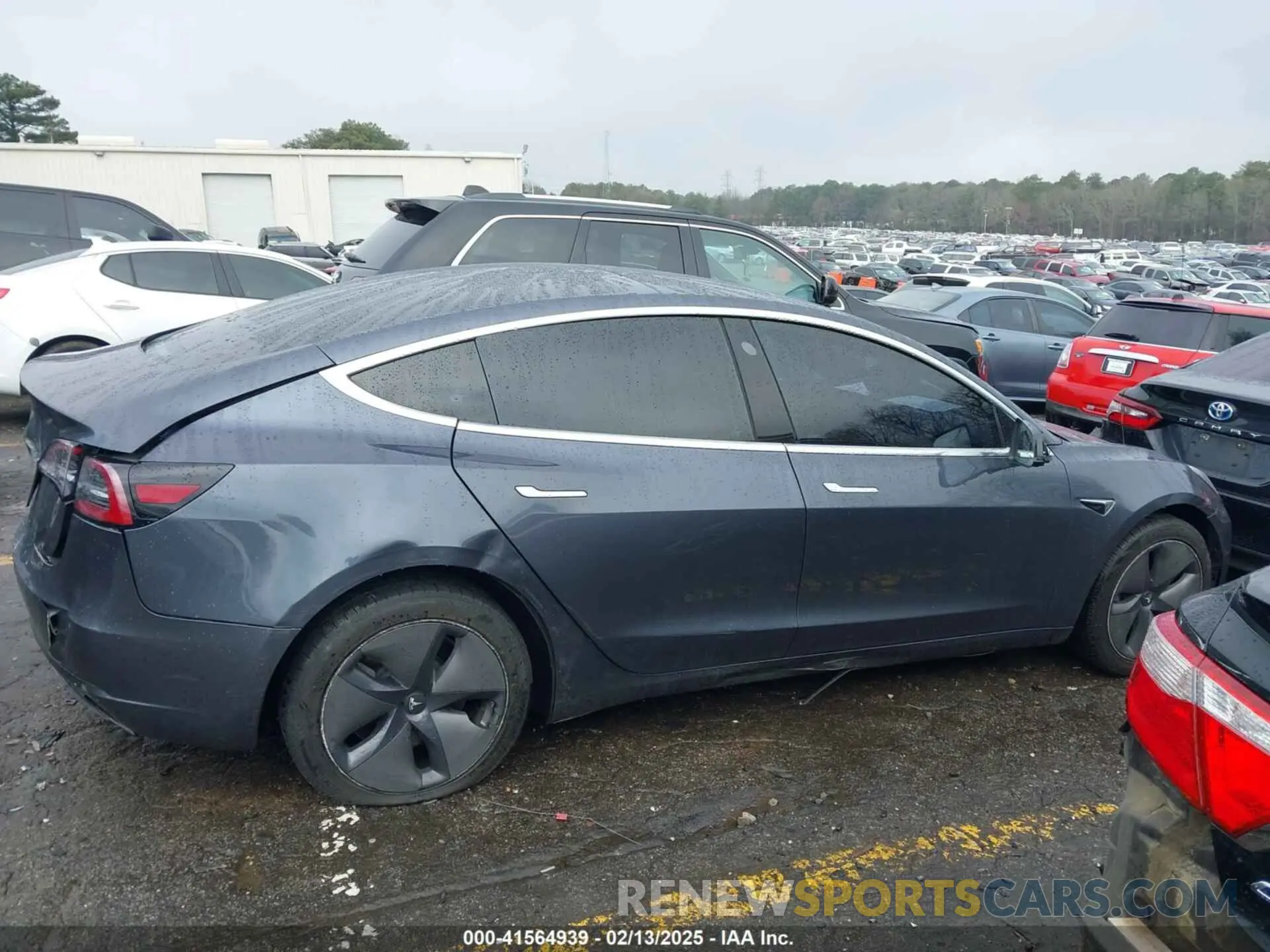 13 fotografías del automóvil dañado 5YJ3E1EA3KF426971 TESLA MODEL 3 2019