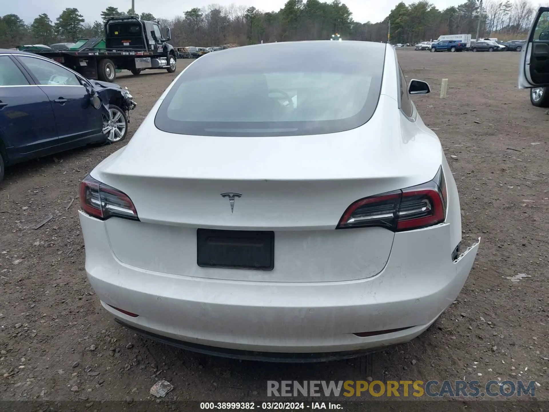 16 fotografías del automóvil dañado 5YJ3E1EA3KF436464 TESLA MODEL 3 2019
