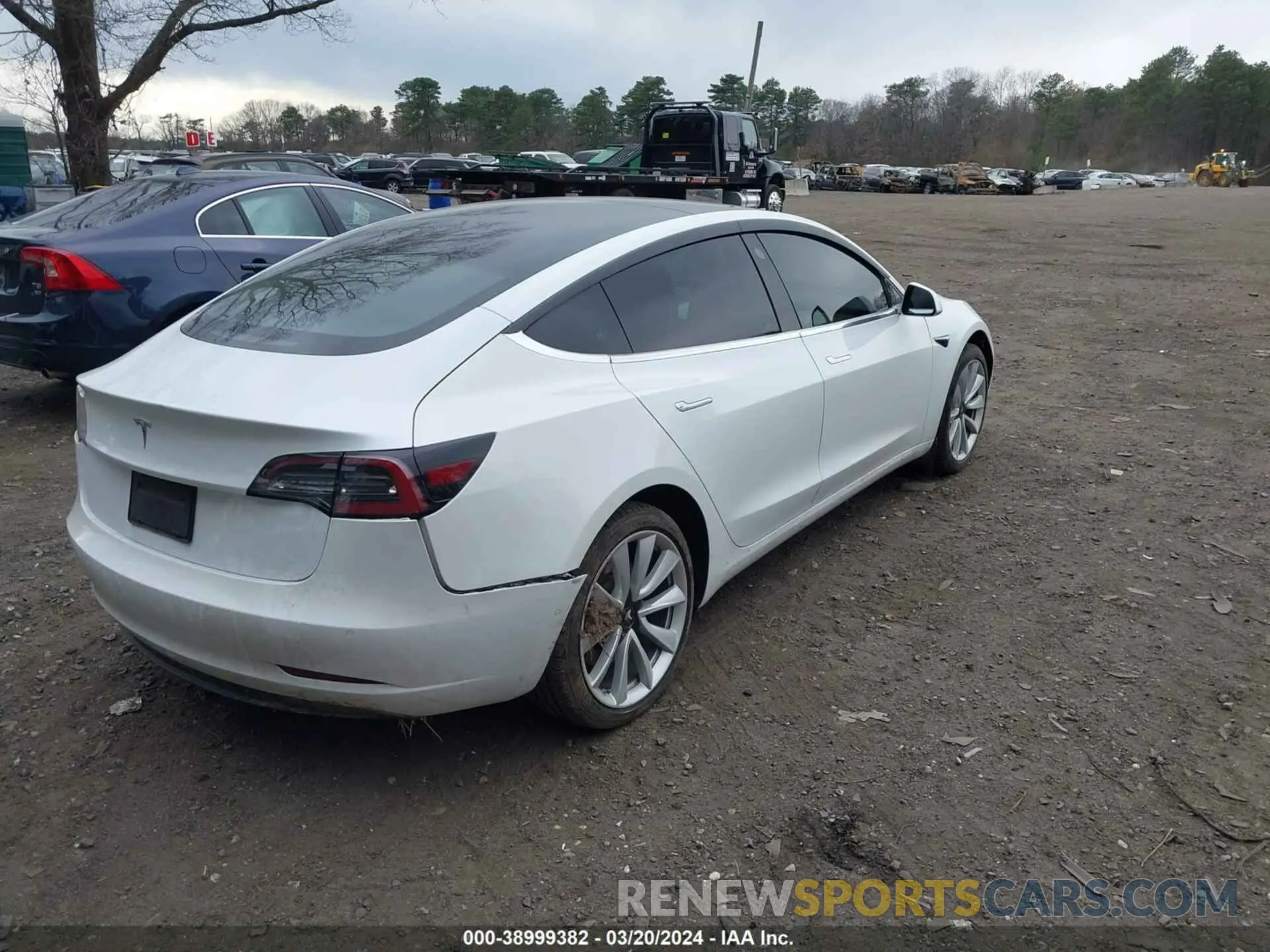 4 fotografías del automóvil dañado 5YJ3E1EA3KF436464 TESLA MODEL 3 2019