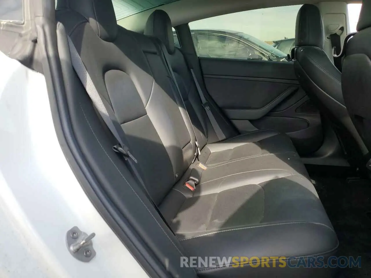10 fotografías del automóvil dañado 5YJ3E1EA4KF208392 TESLA MODEL 3 2019