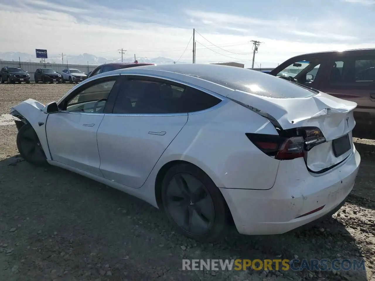 2 fotografías del automóvil dañado 5YJ3E1EA4KF208392 TESLA MODEL 3 2019