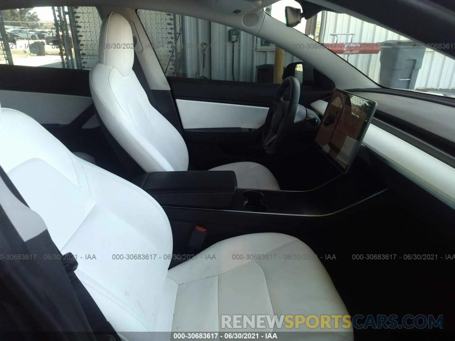 5 fotografías del automóvil dañado 5YJ3E1EA4KF301865 TESLA MODEL 3 2019