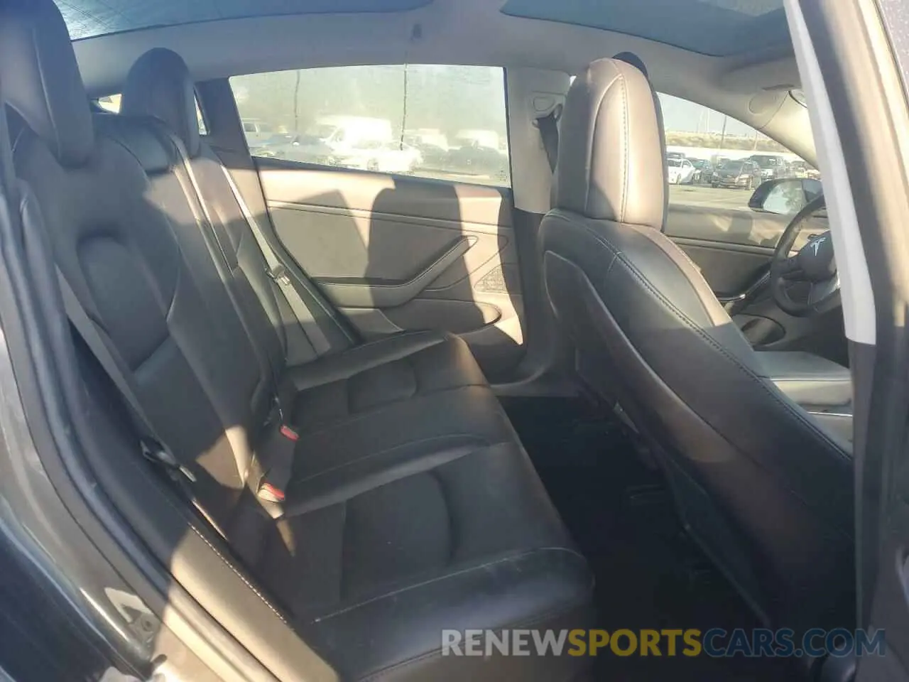 10 fotografías del automóvil dañado 5YJ3E1EA4KF331254 TESLA MODEL 3 2019