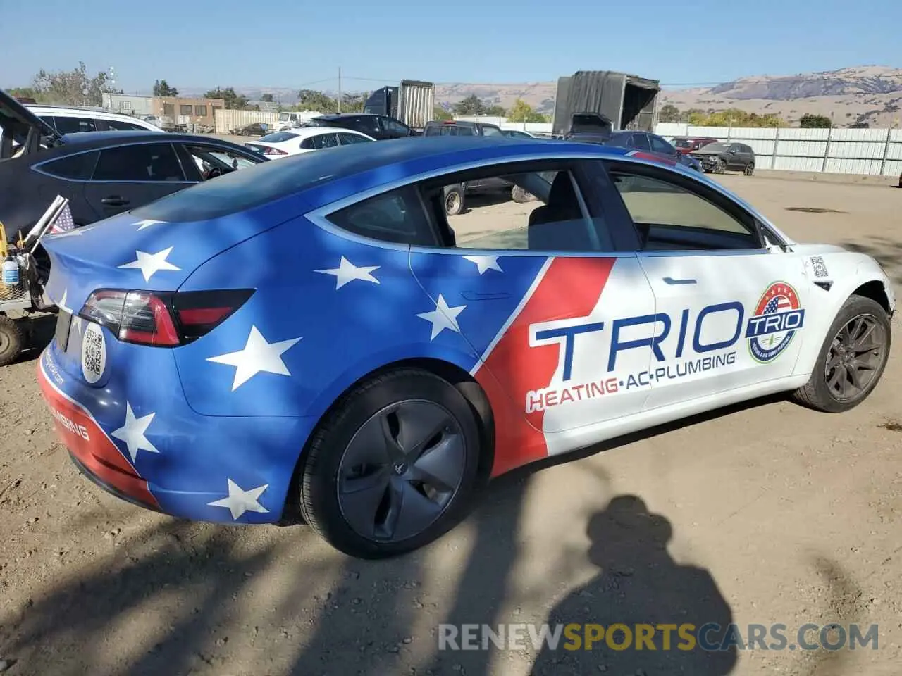 3 fotografías del automóvil dañado 5YJ3E1EA4KF401500 TESLA MODEL 3 2019