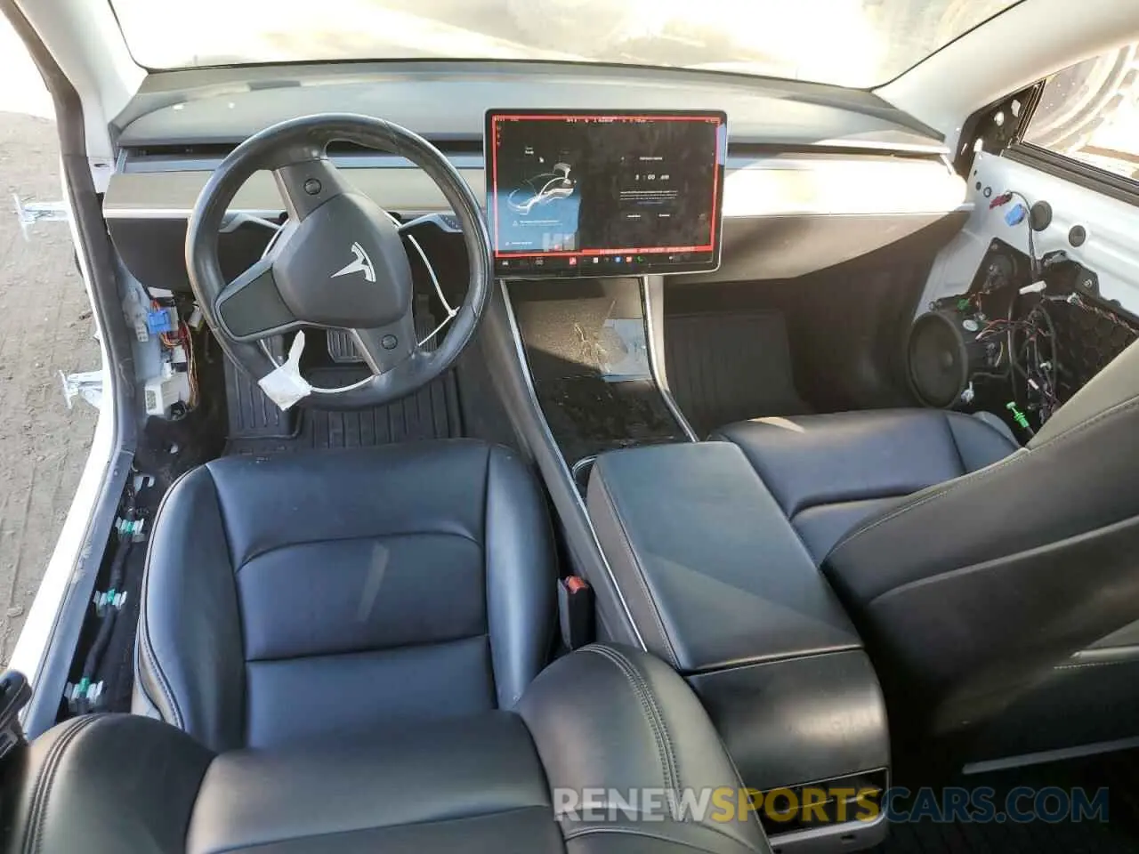 8 fotografías del automóvil dañado 5YJ3E1EA4KF401500 TESLA MODEL 3 2019