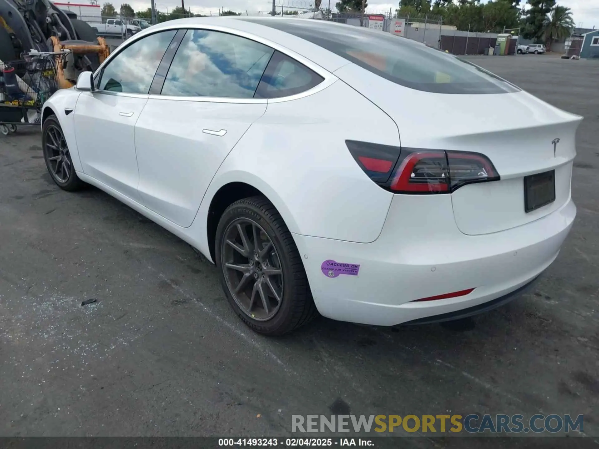 3 fotografías del automóvil dañado 5YJ3E1EA4KF426638 TESLA MODEL 3 2019