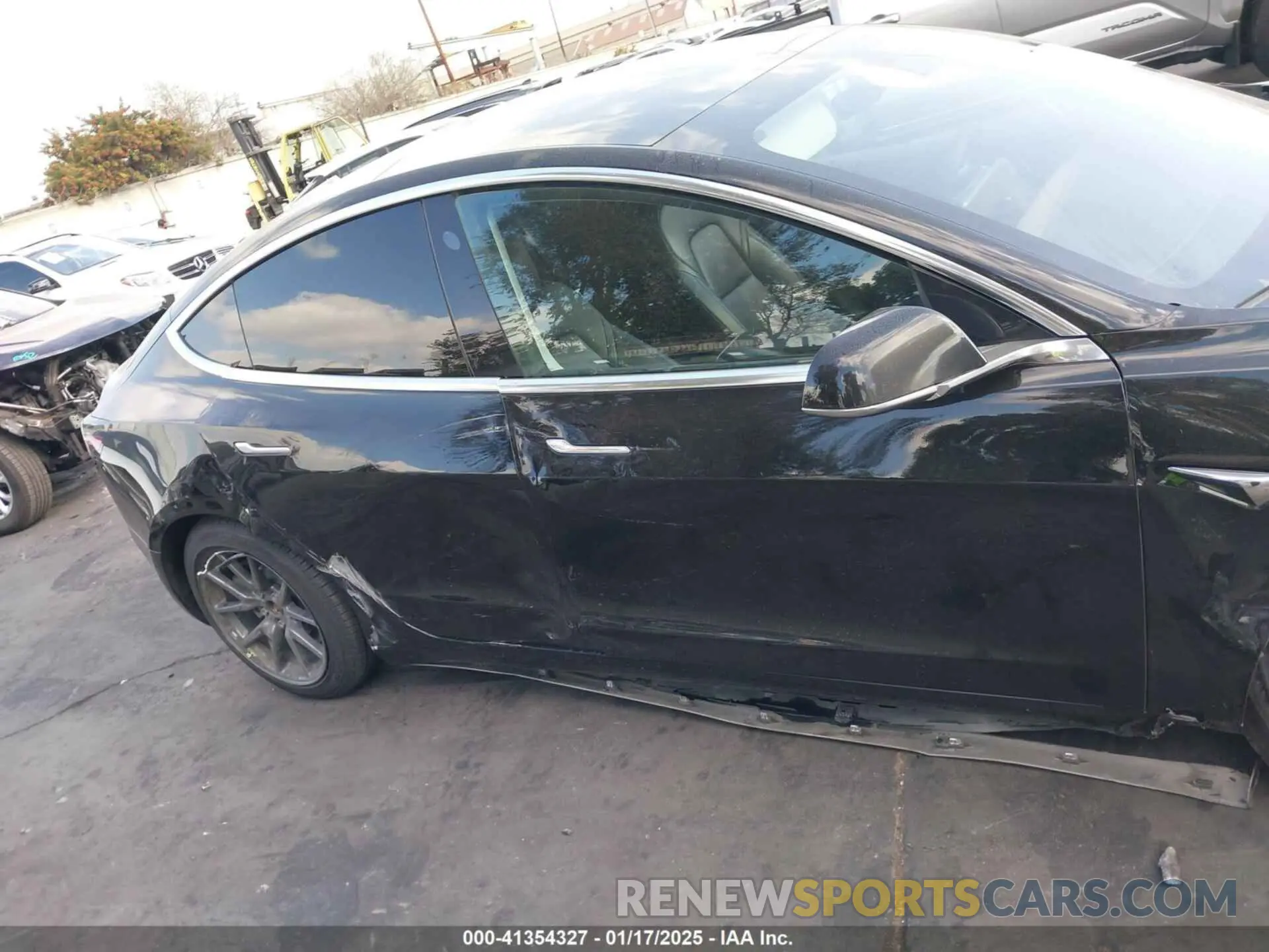14 fotografías del automóvil dañado 5YJ3E1EA4KF426705 TESLA MODEL 3 2019