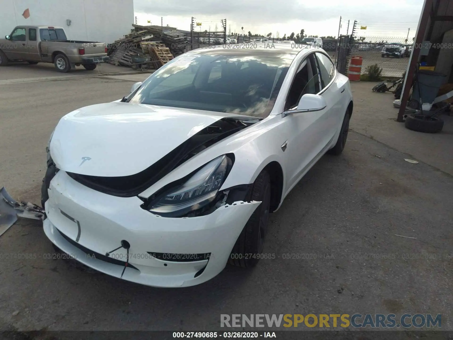 2 fotografías del automóvil dañado 5YJ3E1EA4KF485155 TESLA MODEL 3 2019