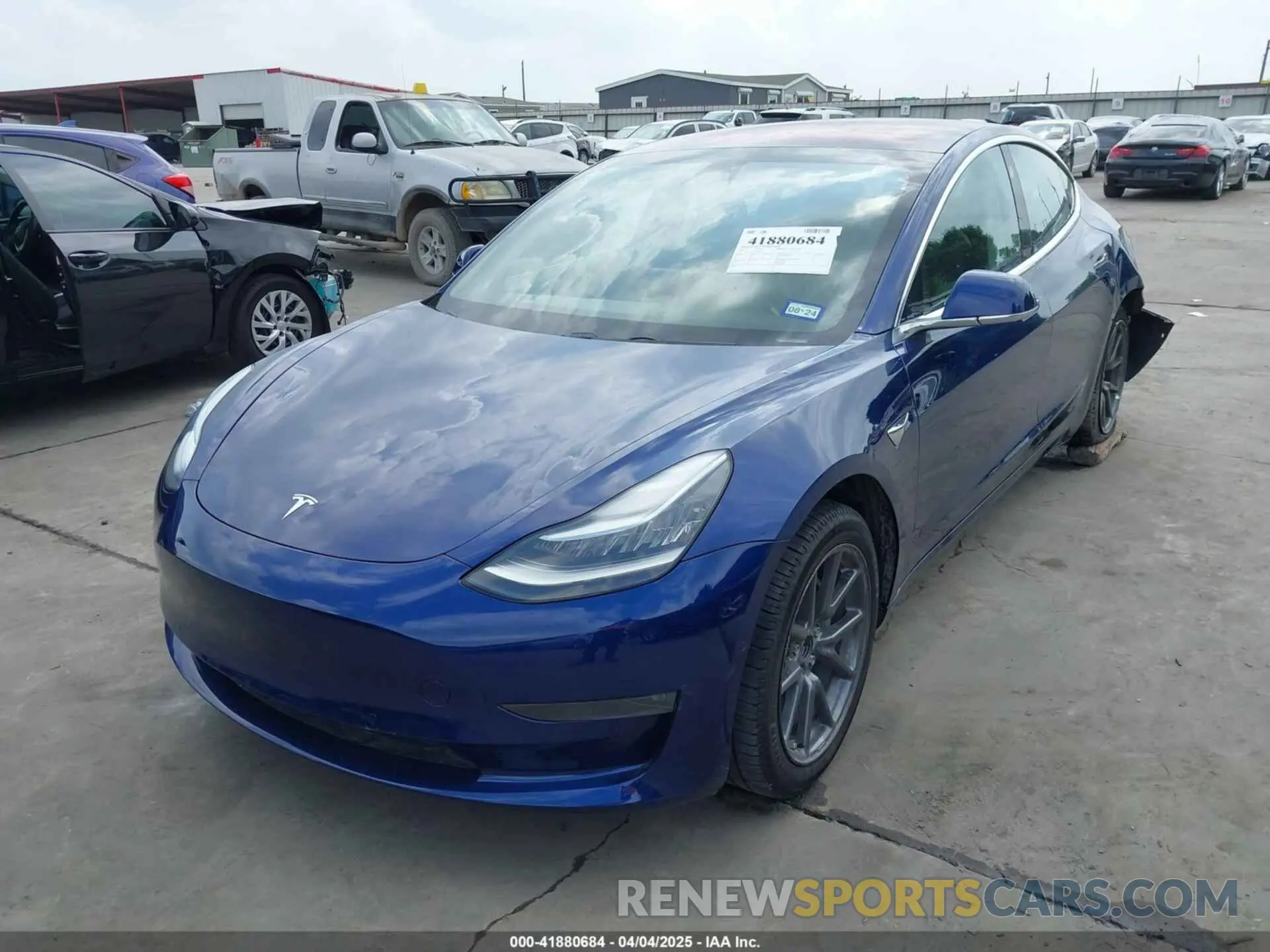 2 fotografías del automóvil dañado 5YJ3E1EA5KF190453 TESLA MODEL 3 2019