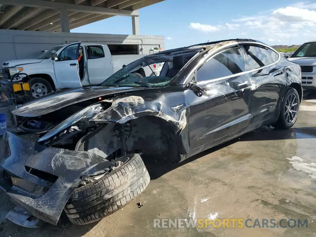 1 fotografías del automóvil dañado 5YJ3E1EA5KF298099 TESLA MODEL 3 2019