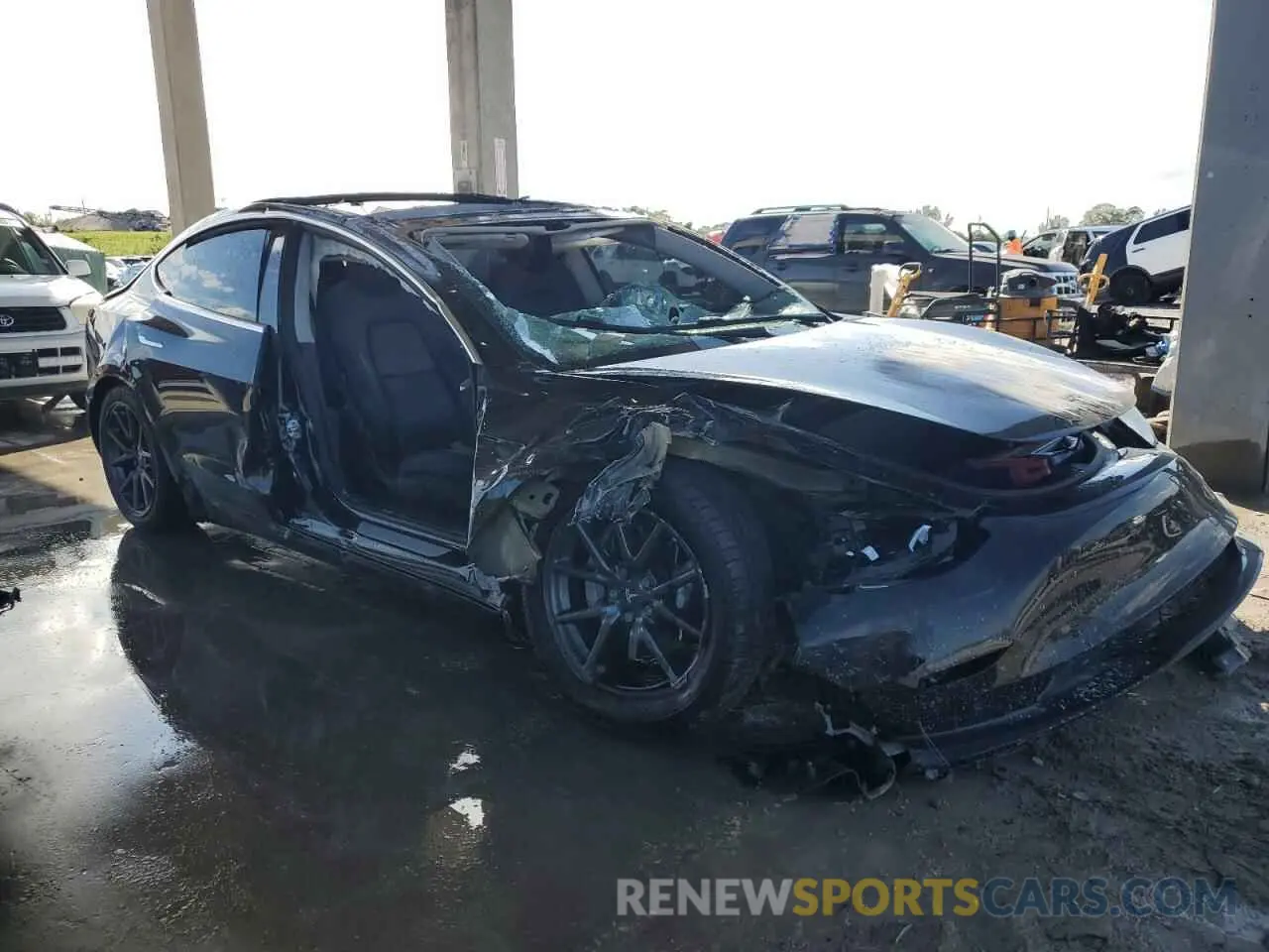 4 fotografías del automóvil dañado 5YJ3E1EA5KF298099 TESLA MODEL 3 2019