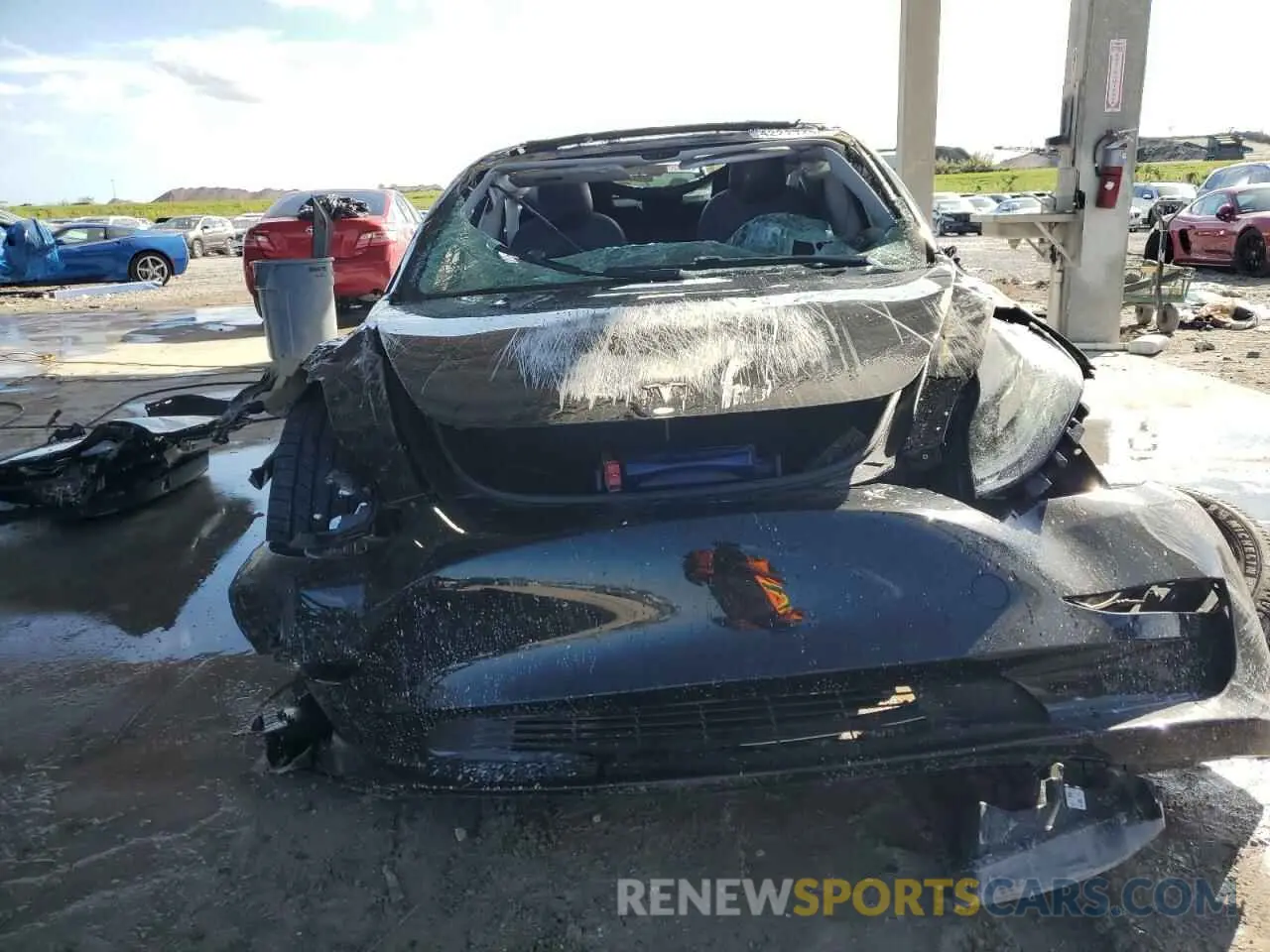 5 fotografías del automóvil dañado 5YJ3E1EA5KF298099 TESLA MODEL 3 2019