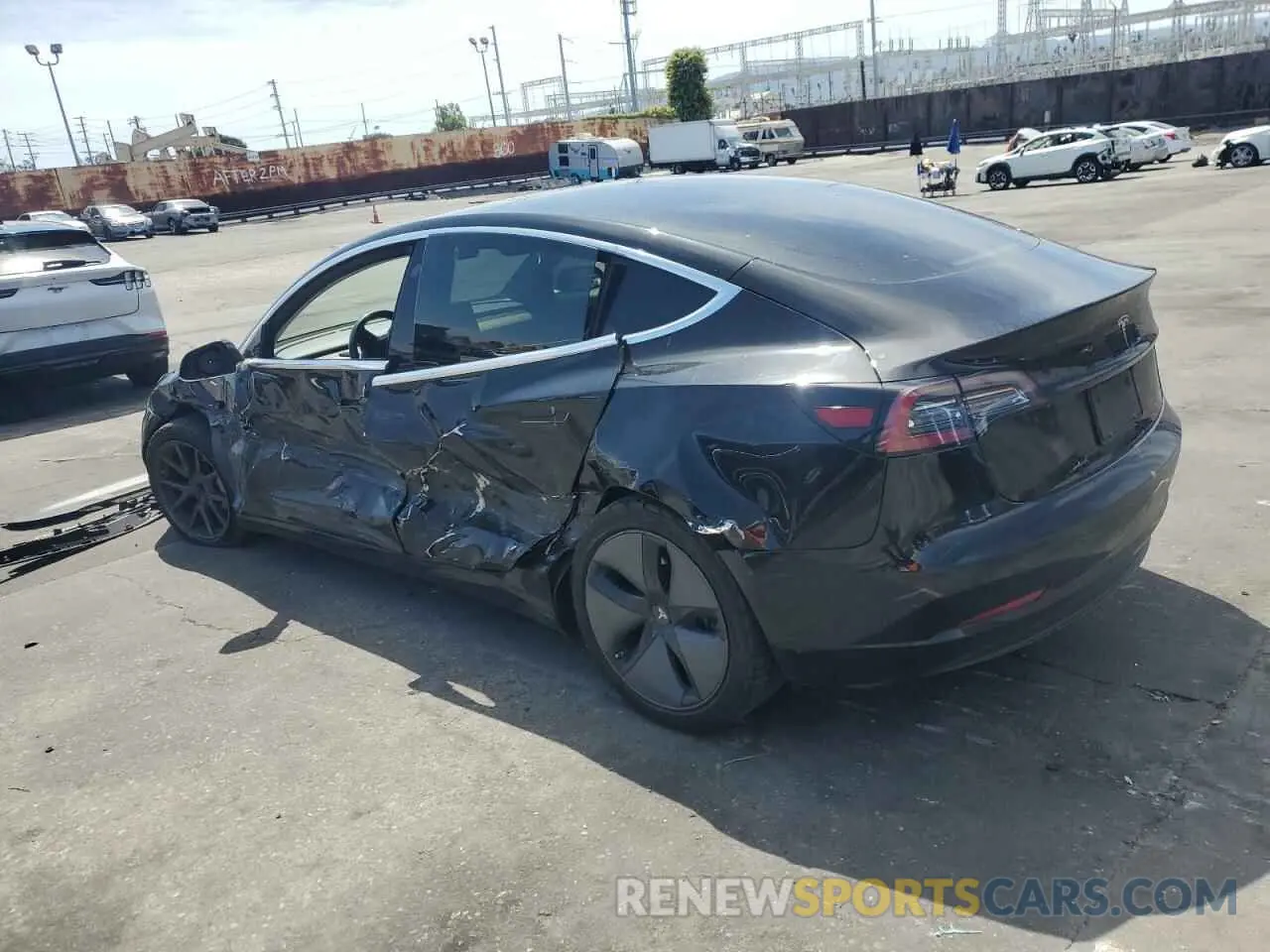 2 fotografías del automóvil dañado 5YJ3E1EA5KF304922 TESLA MODEL 3 2019