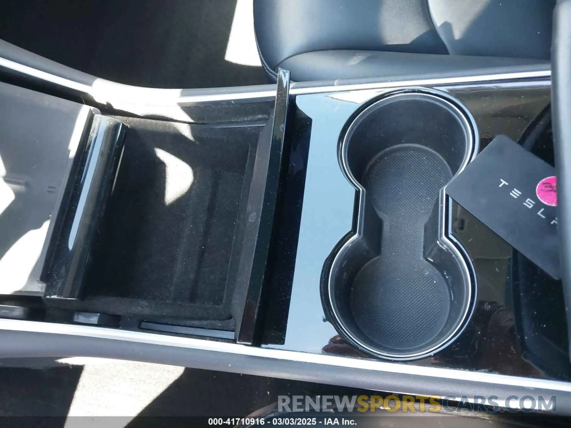 18 fotografías del automóvil dañado 5YJ3E1EA5KF306816 TESLA MODEL 3 2019