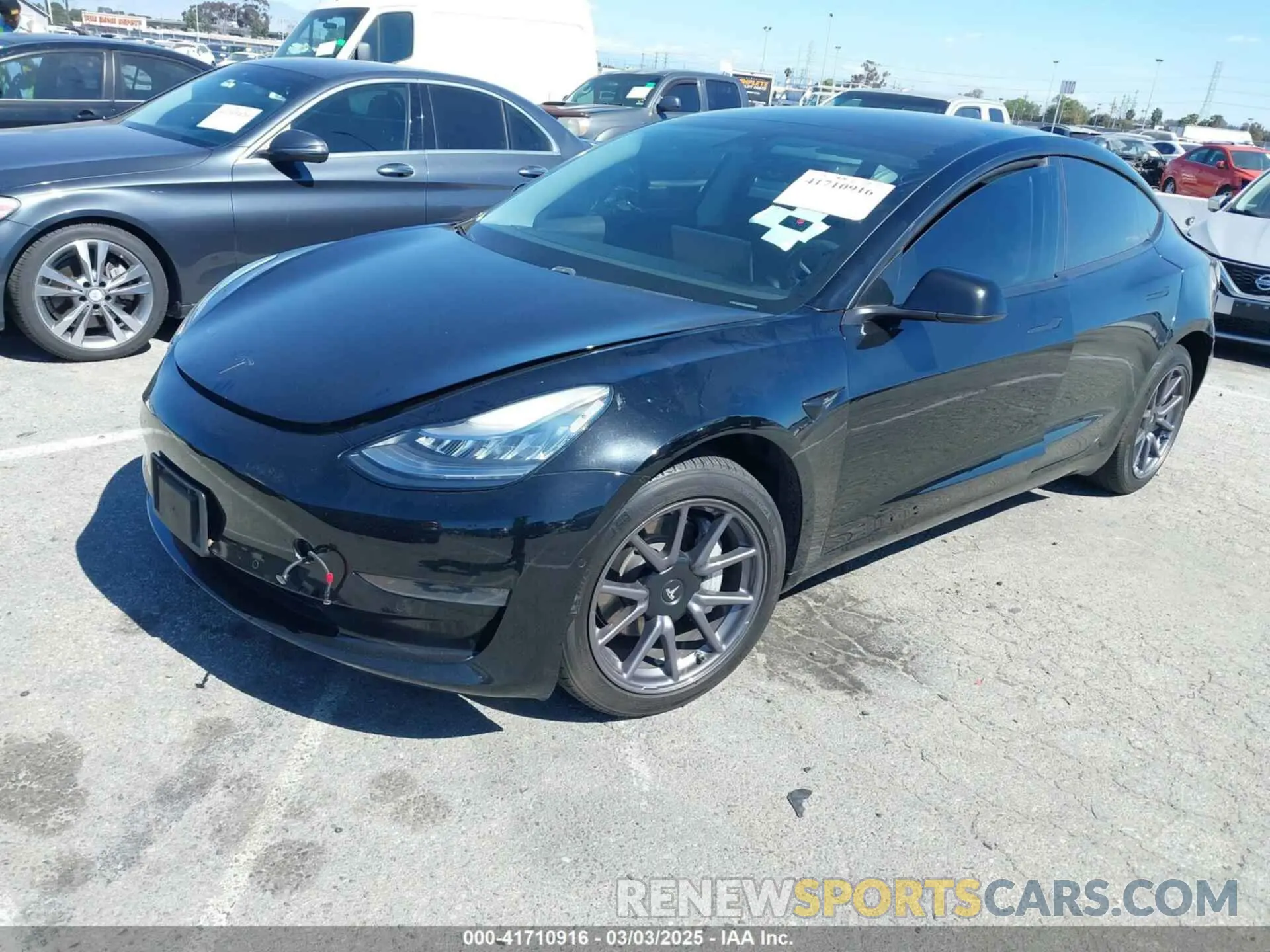 2 fotografías del automóvil dañado 5YJ3E1EA5KF306816 TESLA MODEL 3 2019
