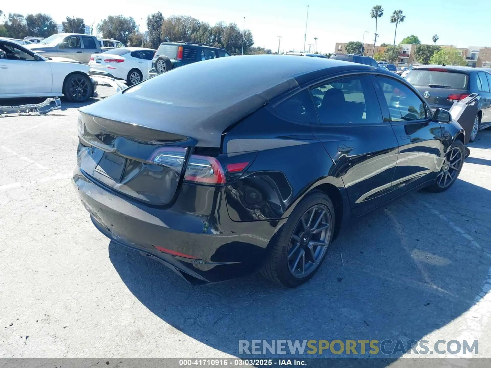 4 fotografías del automóvil dañado 5YJ3E1EA5KF306816 TESLA MODEL 3 2019
