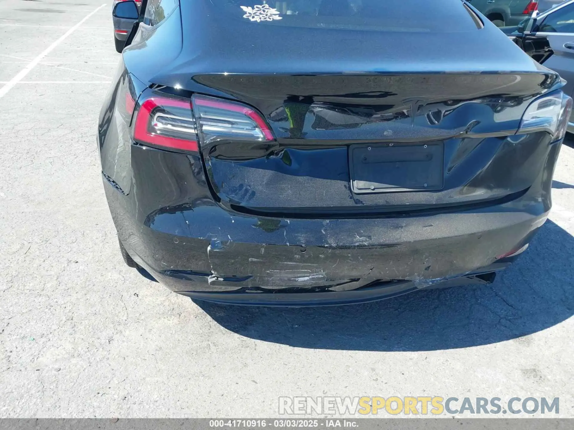 6 fotografías del automóvil dañado 5YJ3E1EA5KF306816 TESLA MODEL 3 2019