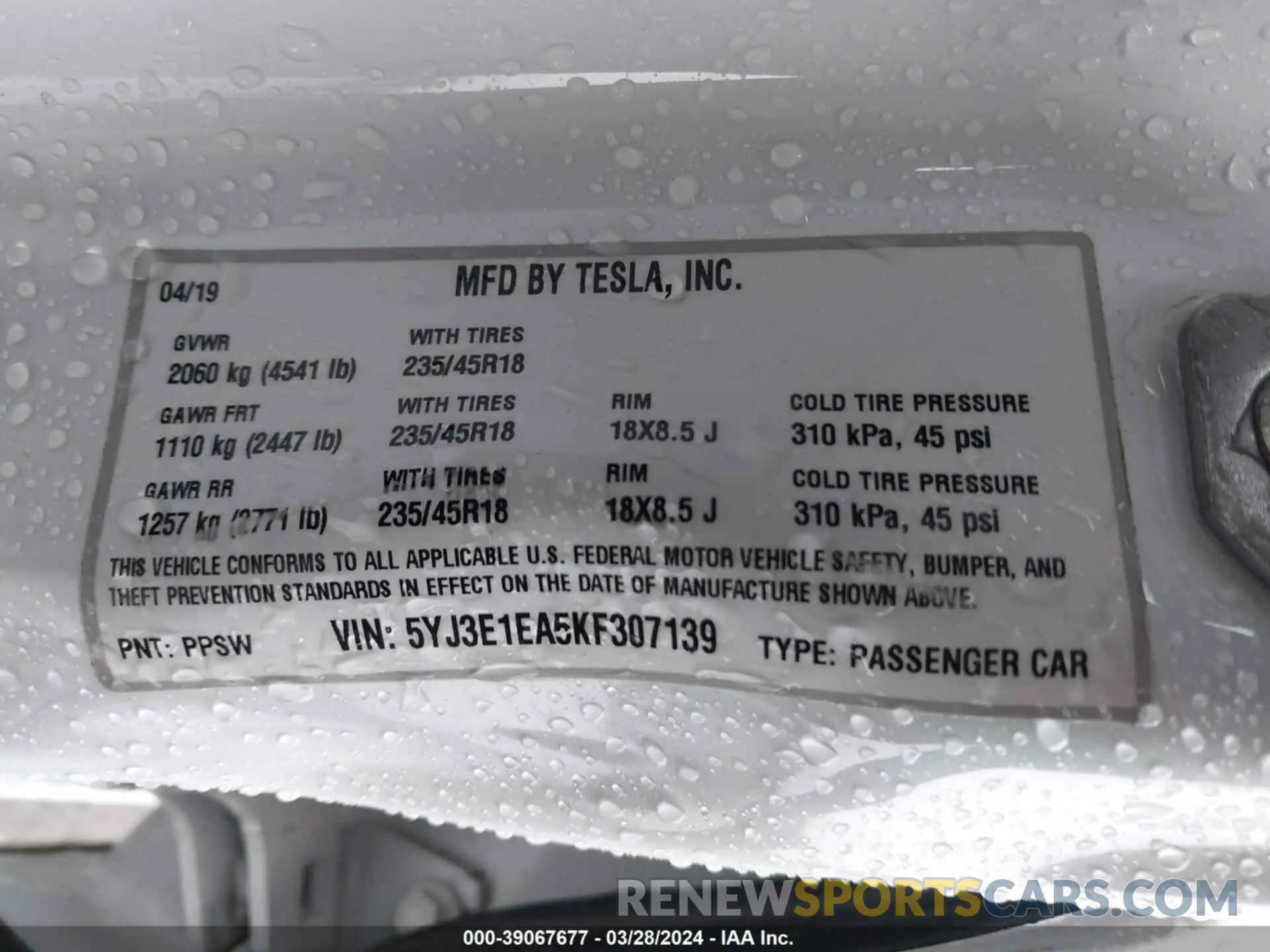 9 fotografías del automóvil dañado 5YJ3E1EA5KF307139 TESLA MODEL 3 2019