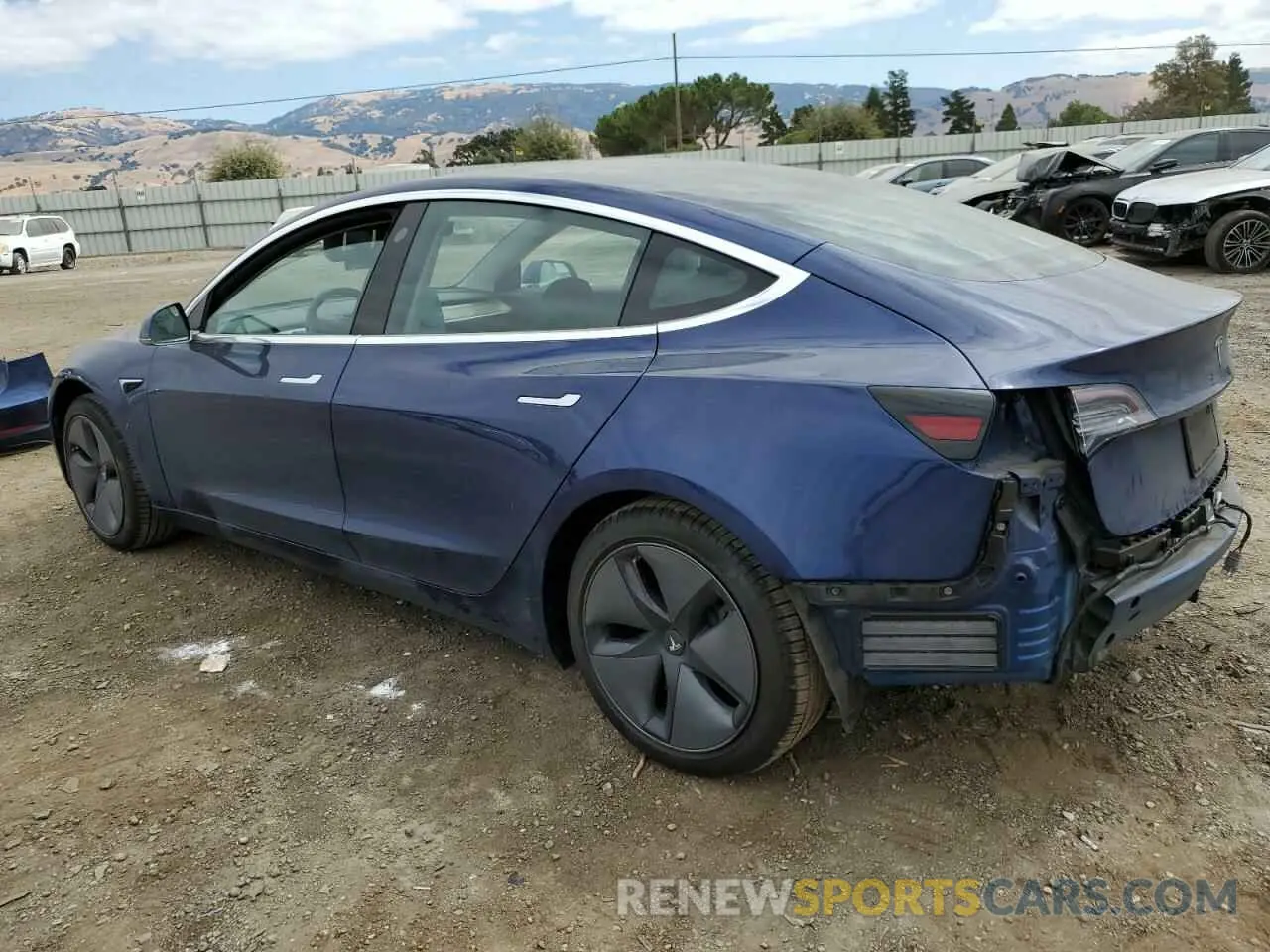 2 fotografías del automóvil dañado 5YJ3E1EA5KF308937 TESLA MODEL 3 2019