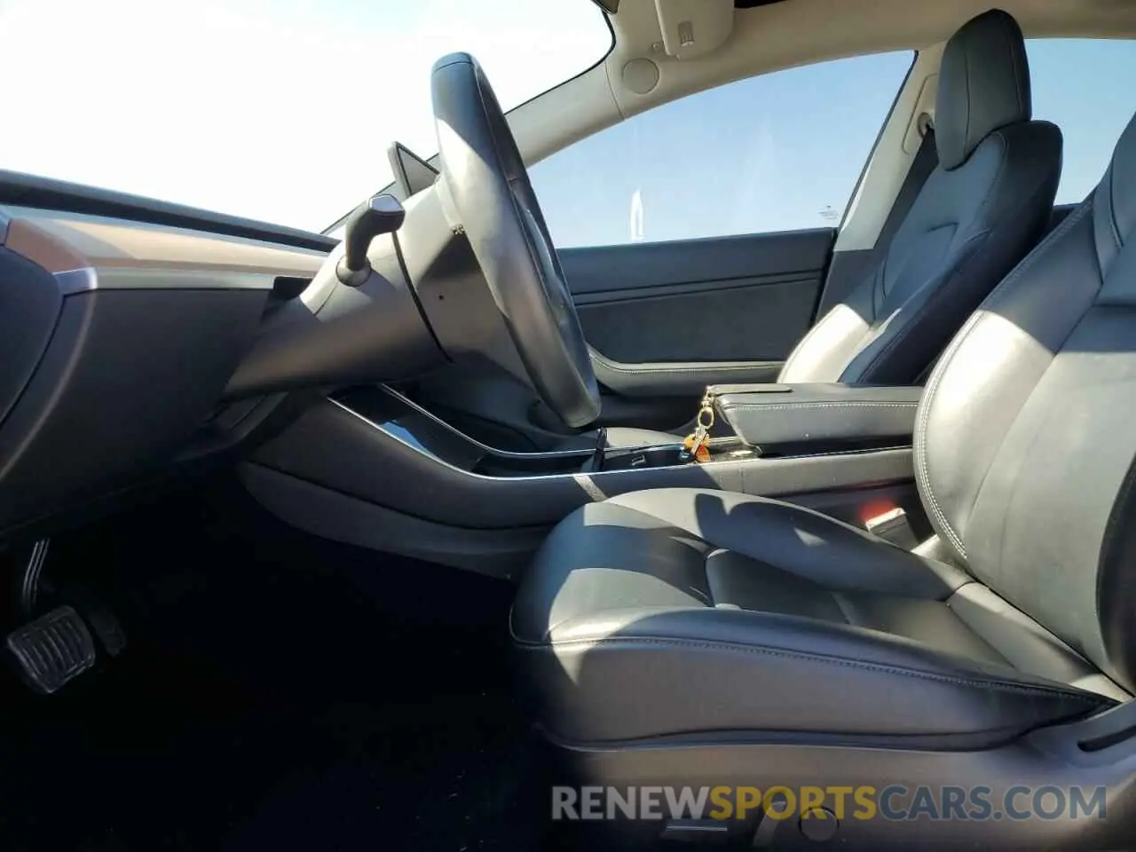 7 fotografías del automóvil dañado 5YJ3E1EA5KF395660 TESLA MODEL 3 2019