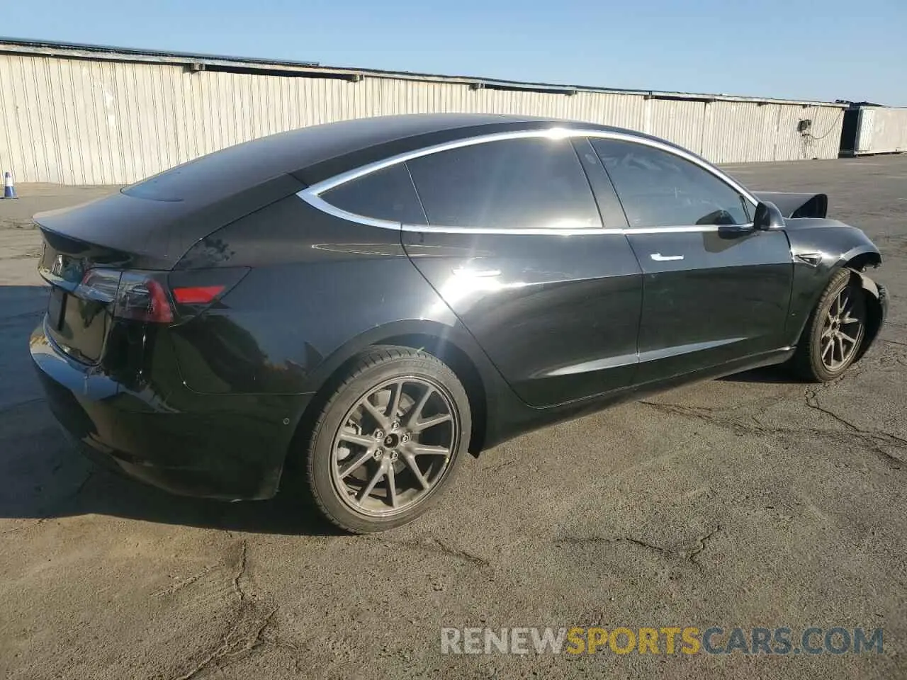 3 fotografías del automóvil dañado 5YJ3E1EA5KF406379 TESLA MODEL 3 2019