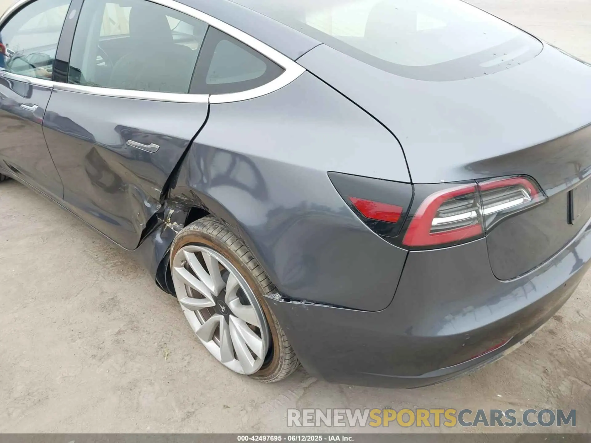 6 fotografías del automóvil dañado 5YJ3E1EA5KF412599 TESLA MODEL 3 2019
