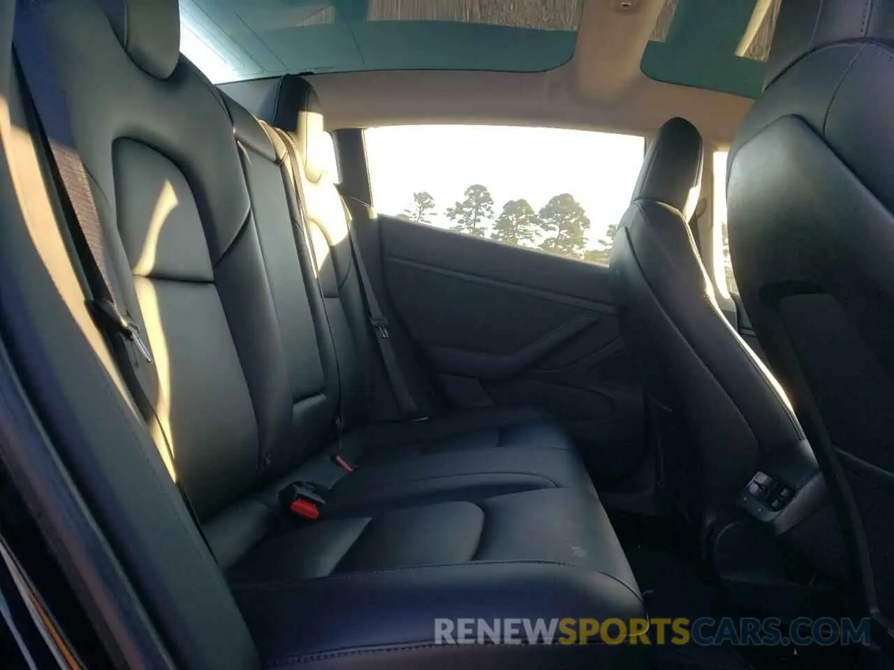 10 fotografías del automóvil dañado 5YJ3E1EA5KF417012 TESLA MODEL 3 2019