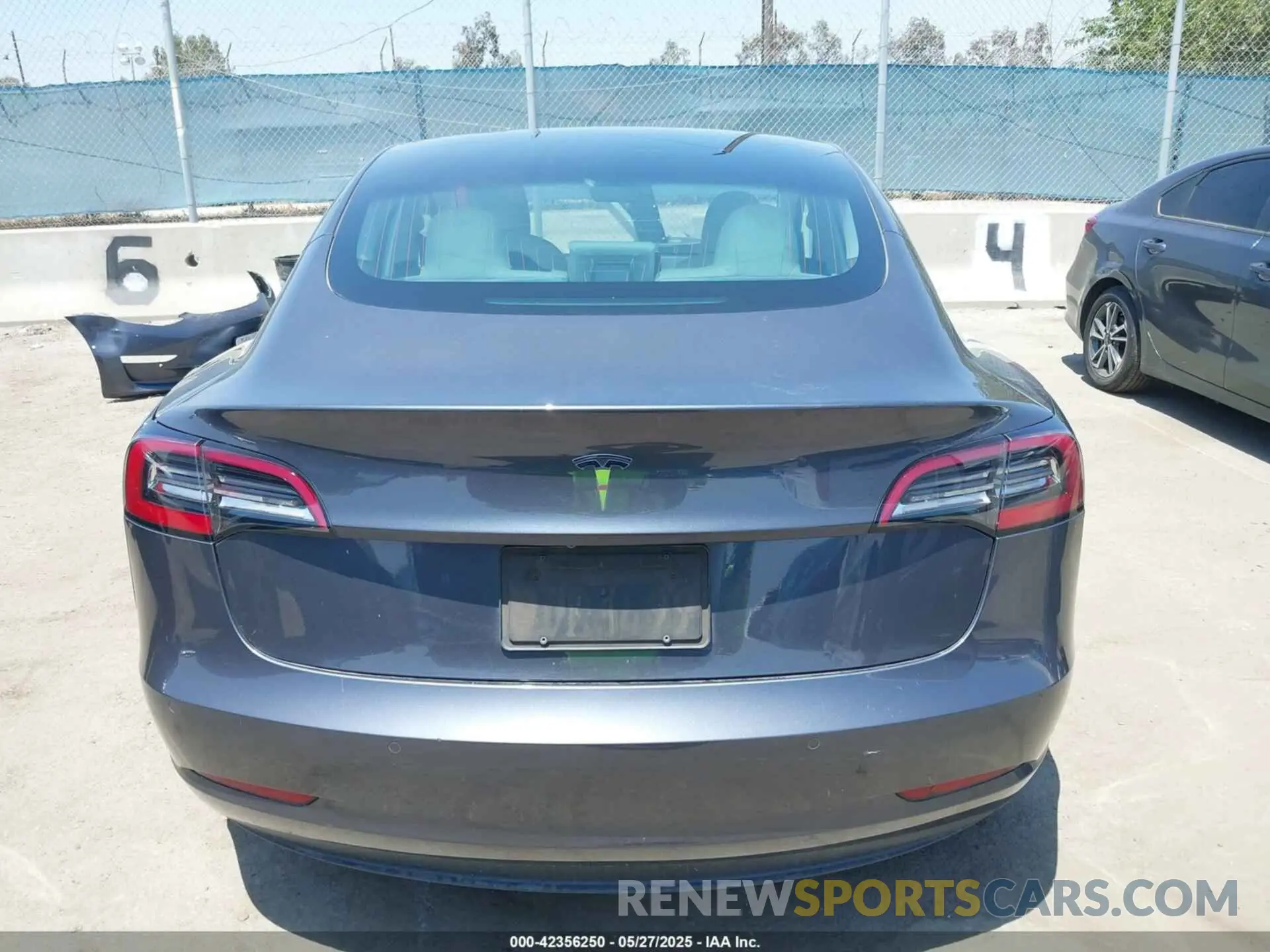 17 fotografías del automóvil dañado 5YJ3E1EA5KF431539 TESLA MODEL 3 2019