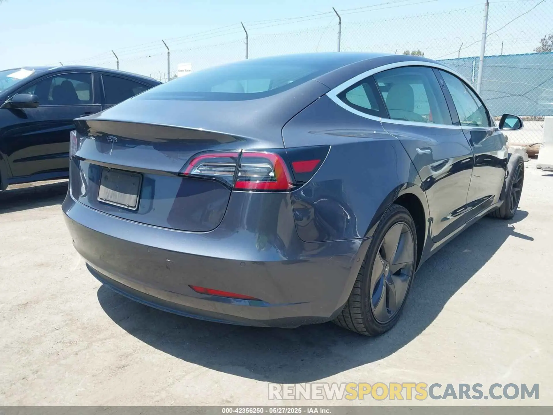 4 fotografías del automóvil dañado 5YJ3E1EA5KF431539 TESLA MODEL 3 2019