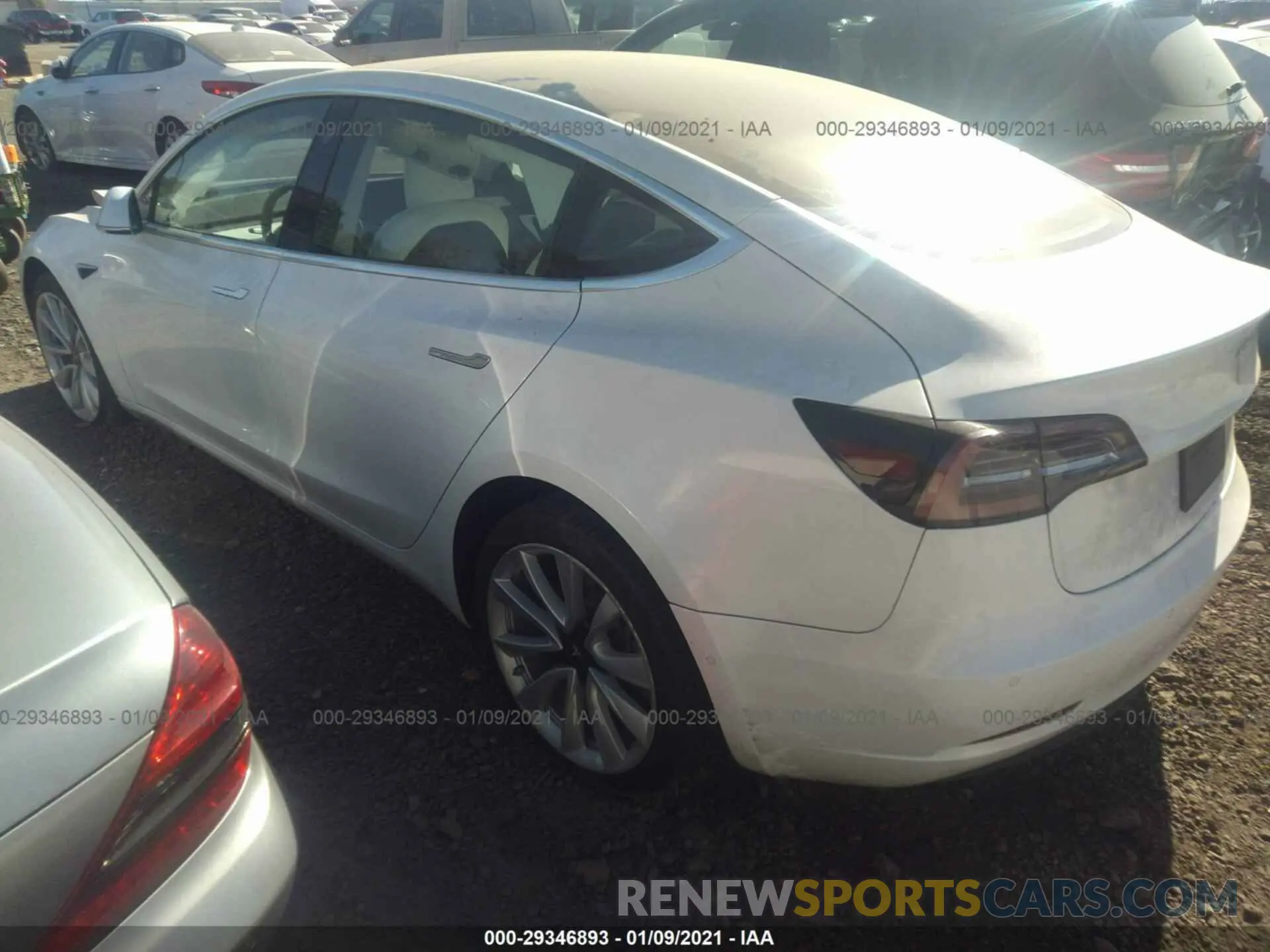 3 fotografías del automóvil dañado 5YJ3E1EA5KF519880 TESLA MODEL 3 2019