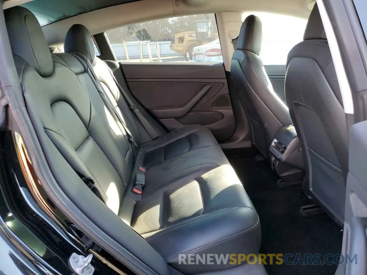 10 fotografías del automóvil dañado 5YJ3E1EA6KF190039 TESLA MODEL 3 2019