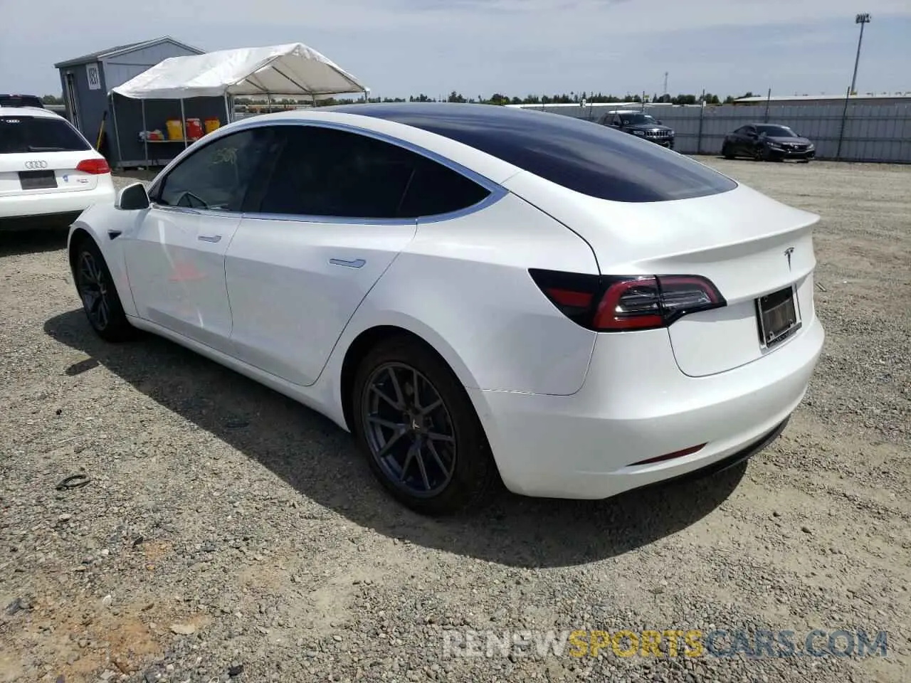3 fotografías del automóvil dañado 5YJ3E1EA6KF302158 TESLA MODEL 3 2019