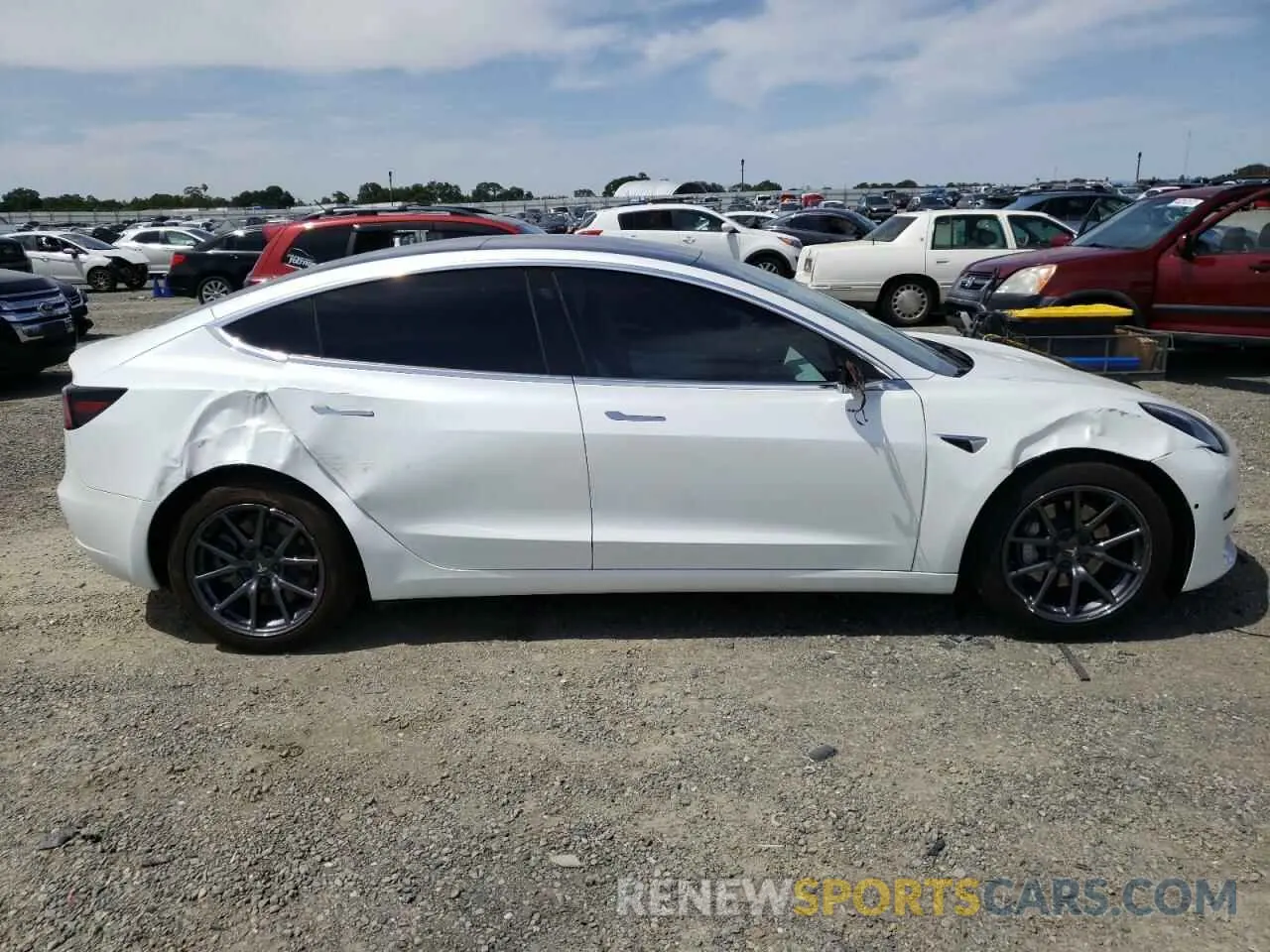 9 fotografías del automóvil dañado 5YJ3E1EA6KF302158 TESLA MODEL 3 2019