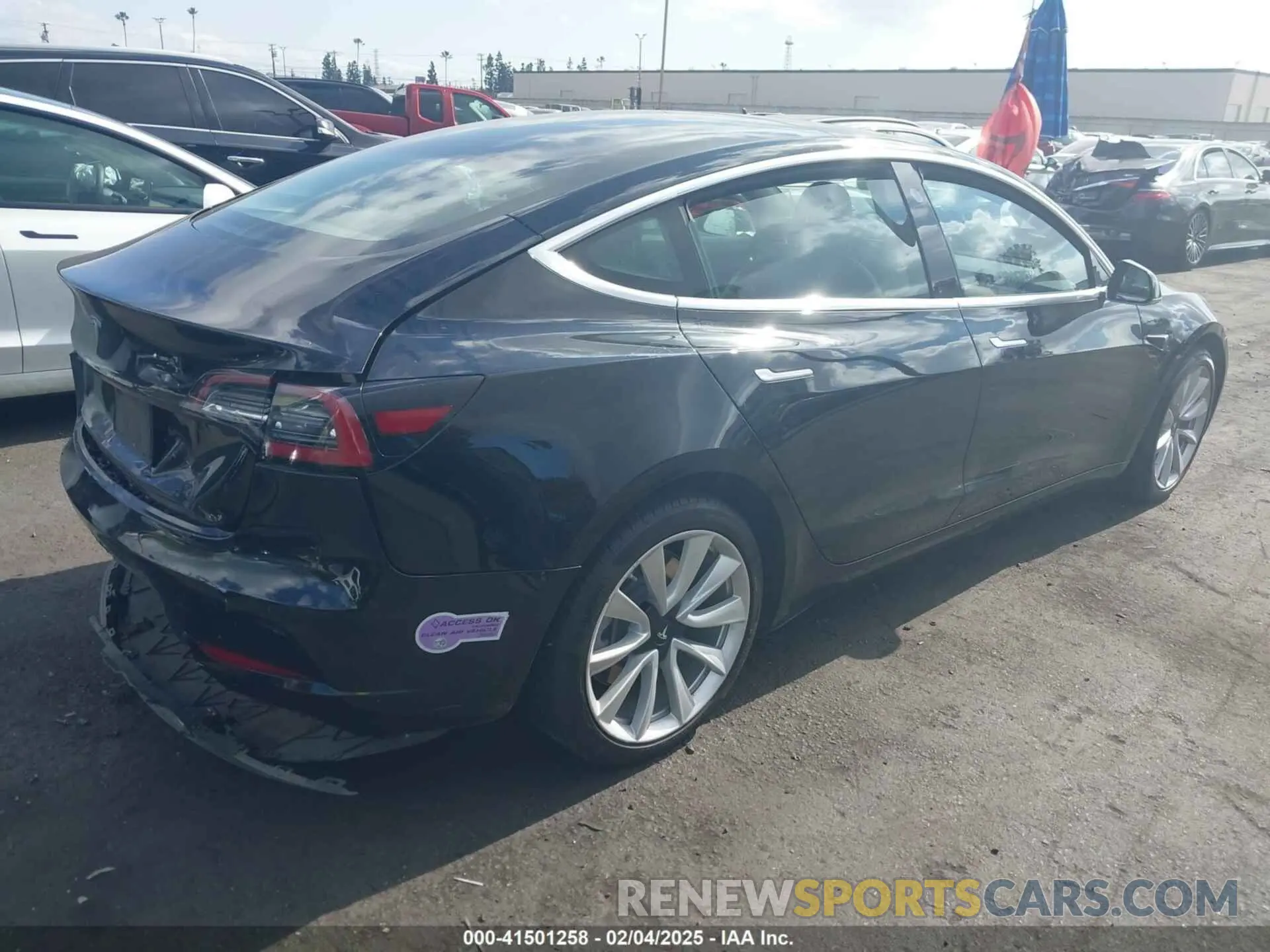 4 fotografías del automóvil dañado 5YJ3E1EA6KF314259 TESLA MODEL 3 2019