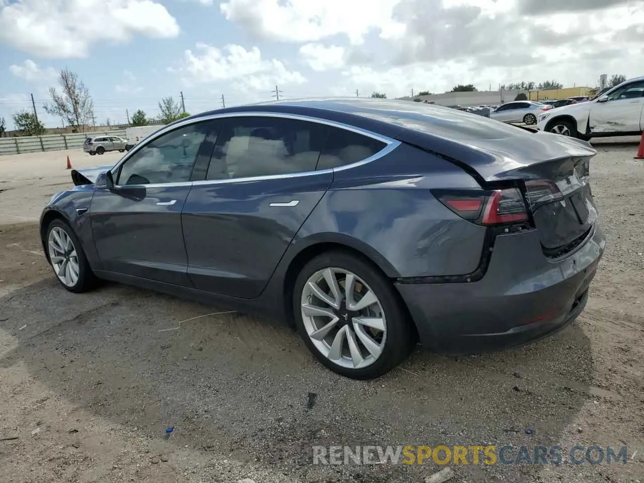 2 fotografías del automóvil dañado 5YJ3E1EA6KF314360 TESLA MODEL 3 2019