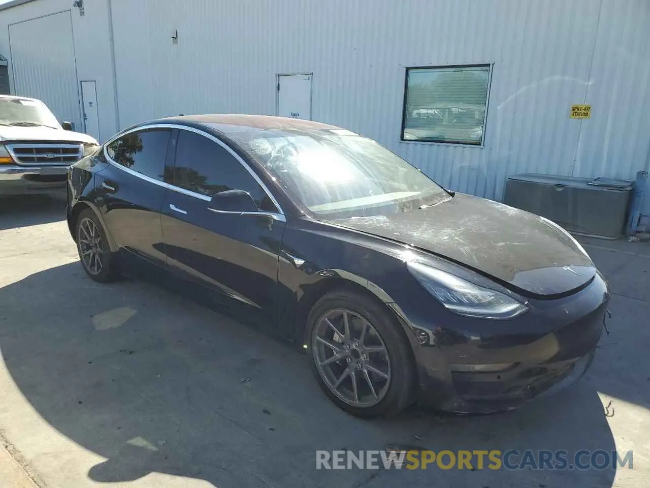 4 fotografías del automóvil dañado 5YJ3E1EA6KF325178 TESLA MODEL 3 2019