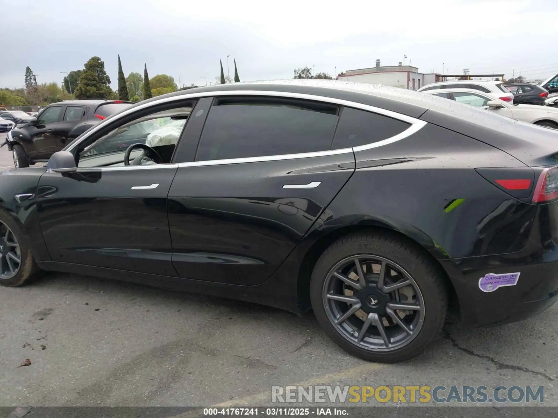 13 fotografías del automóvil dañado 5YJ3E1EA6KF361808 TESLA MODEL 3 2019