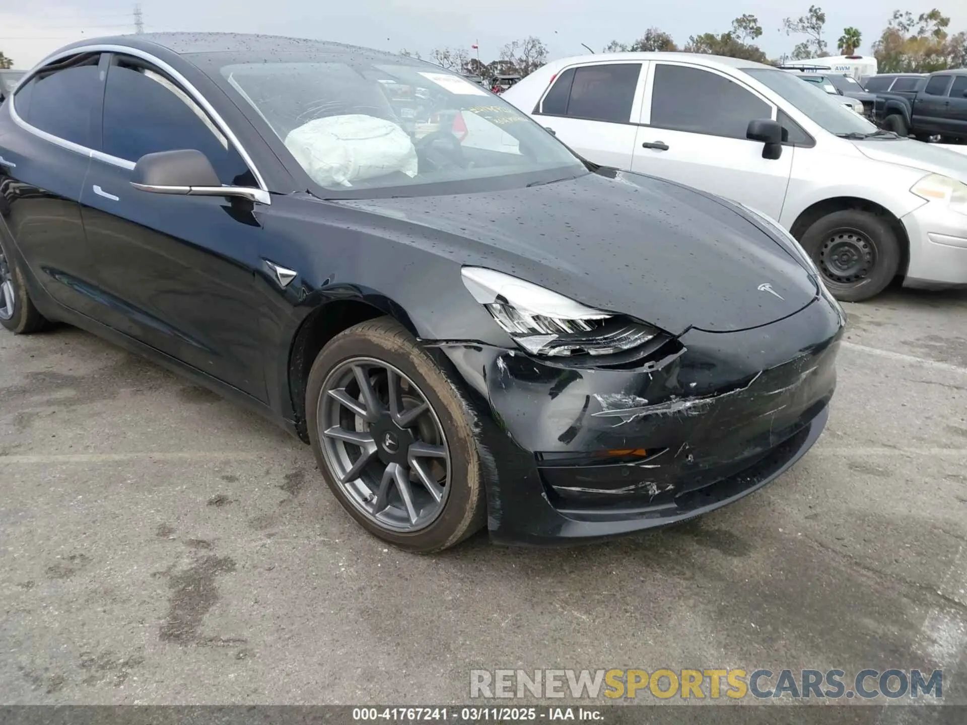 6 fotografías del automóvil dañado 5YJ3E1EA6KF361808 TESLA MODEL 3 2019