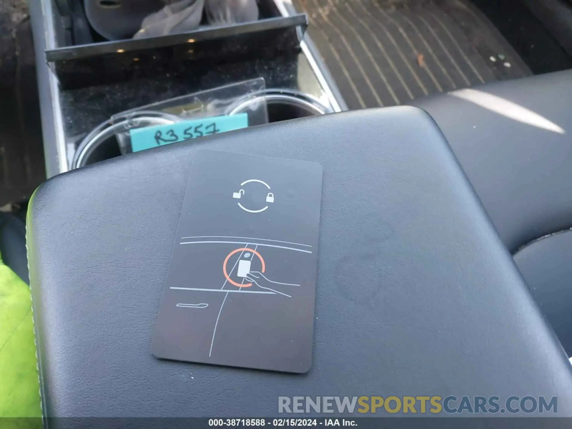 11 fotografías del automóvil dañado 5YJ3E1EA6KF396557 TESLA MODEL 3 2019