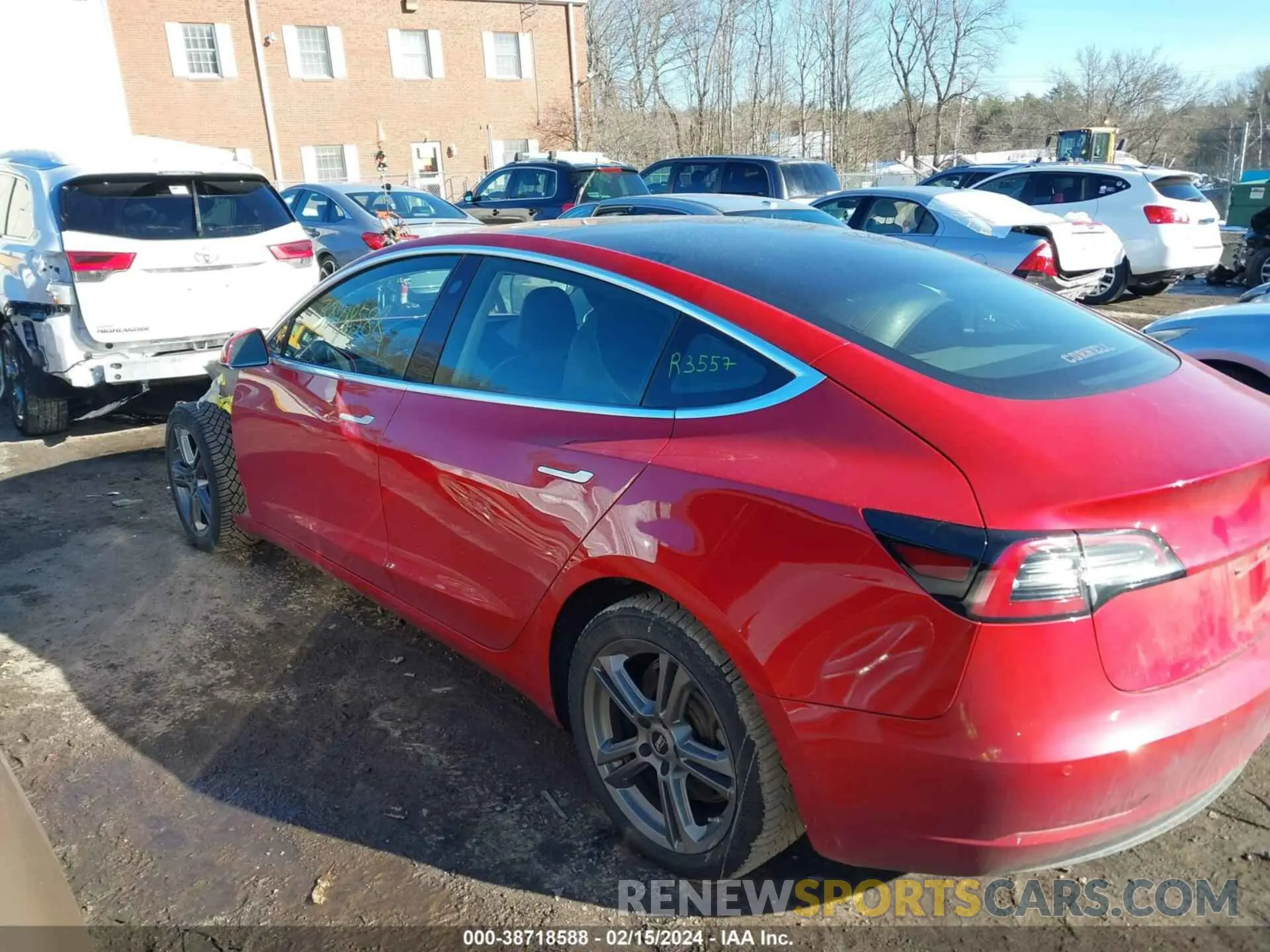 15 fotografías del automóvil dañado 5YJ3E1EA6KF396557 TESLA MODEL 3 2019