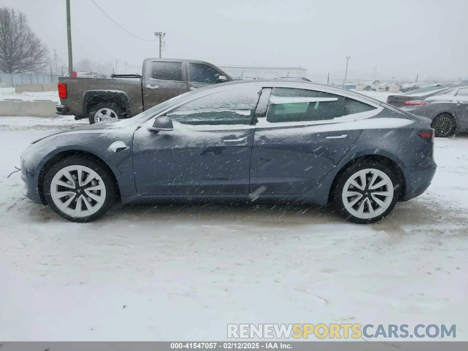 15 fotografías del automóvil dañado 5YJ3E1EA6KF411011 TESLA MODEL 3 2019