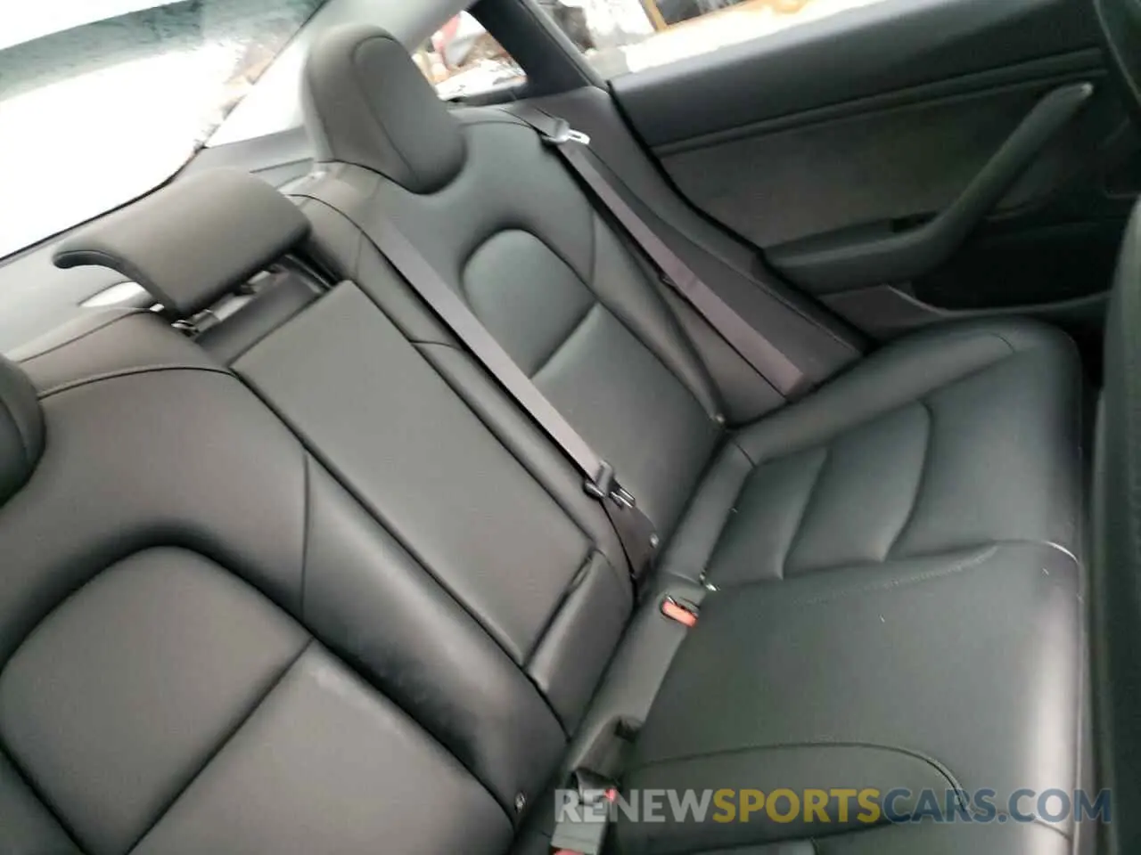 12 fotografías del automóvil dañado 5YJ3E1EA6KF424549 TESLA MODEL 3 2019