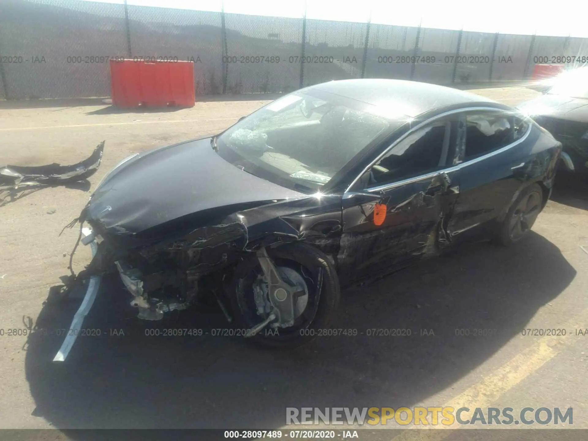 2 fotografías del automóvil dañado 5YJ3E1EA6KF425751 TESLA MODEL 3 2019