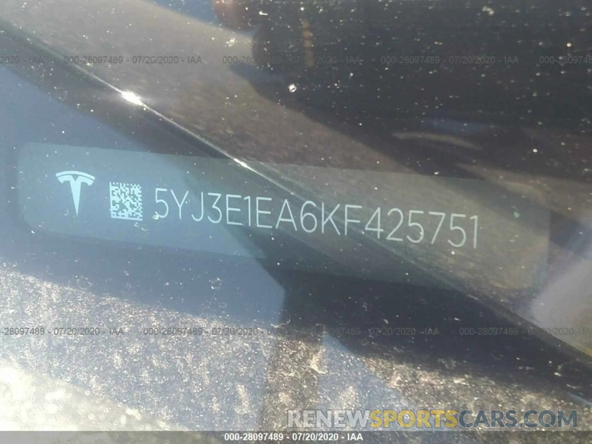 9 fotografías del automóvil dañado 5YJ3E1EA6KF425751 TESLA MODEL 3 2019