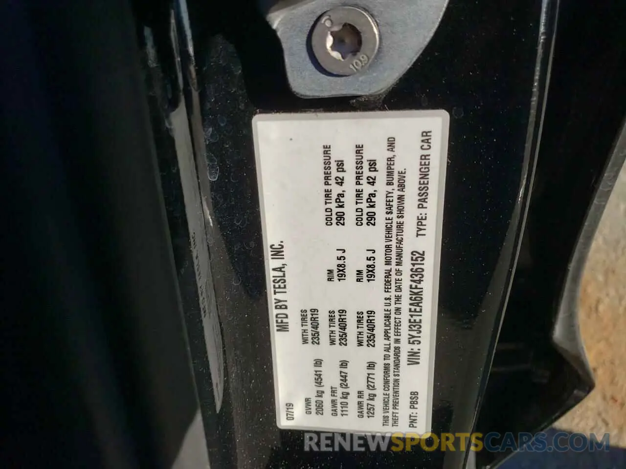 14 fotografías del automóvil dañado 5YJ3E1EA6KF436152 TESLA MODEL 3 2019