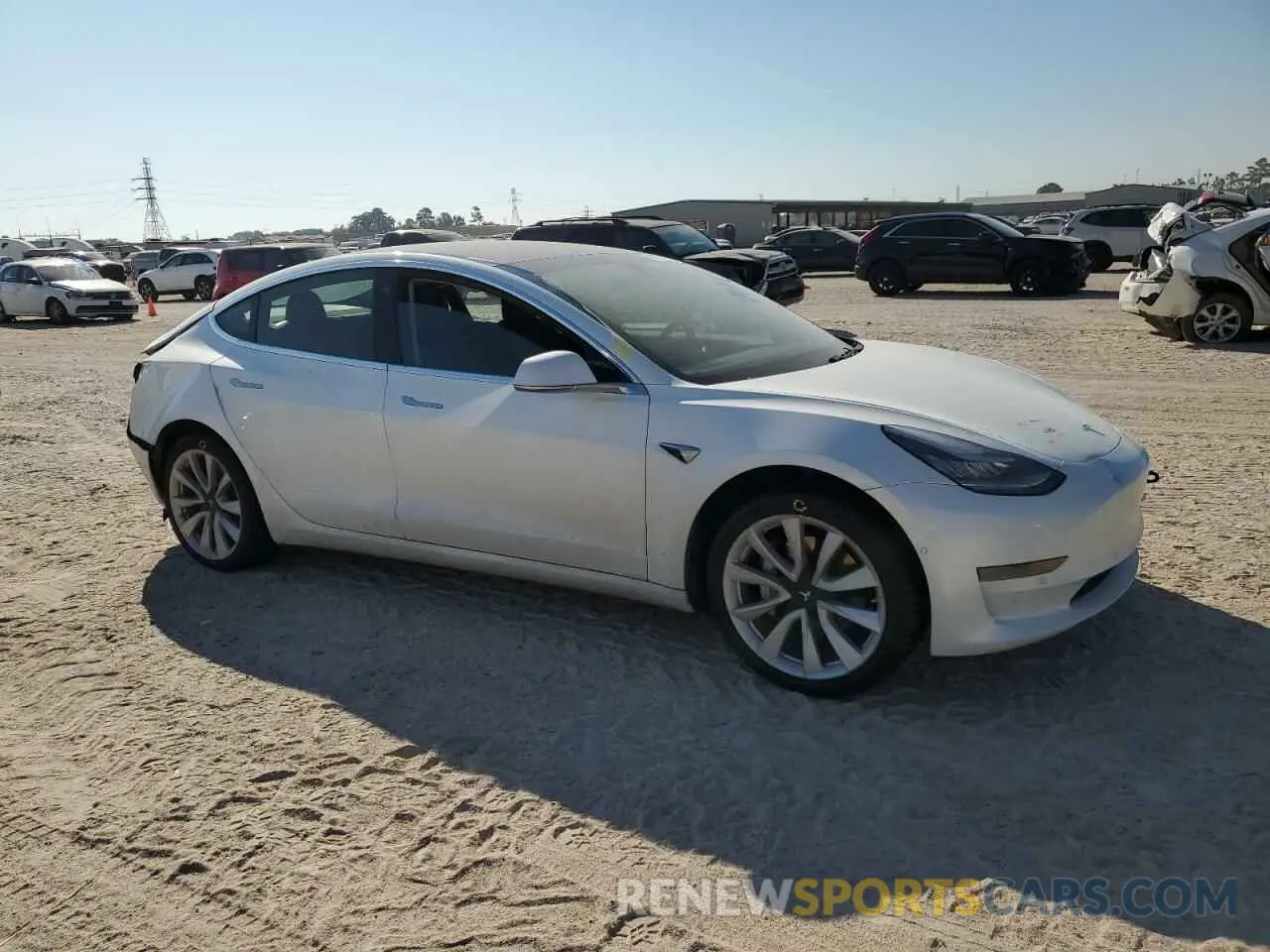 4 fotografías del automóvil dañado 5YJ3E1EA6KF476649 TESLA MODEL 3 2019
