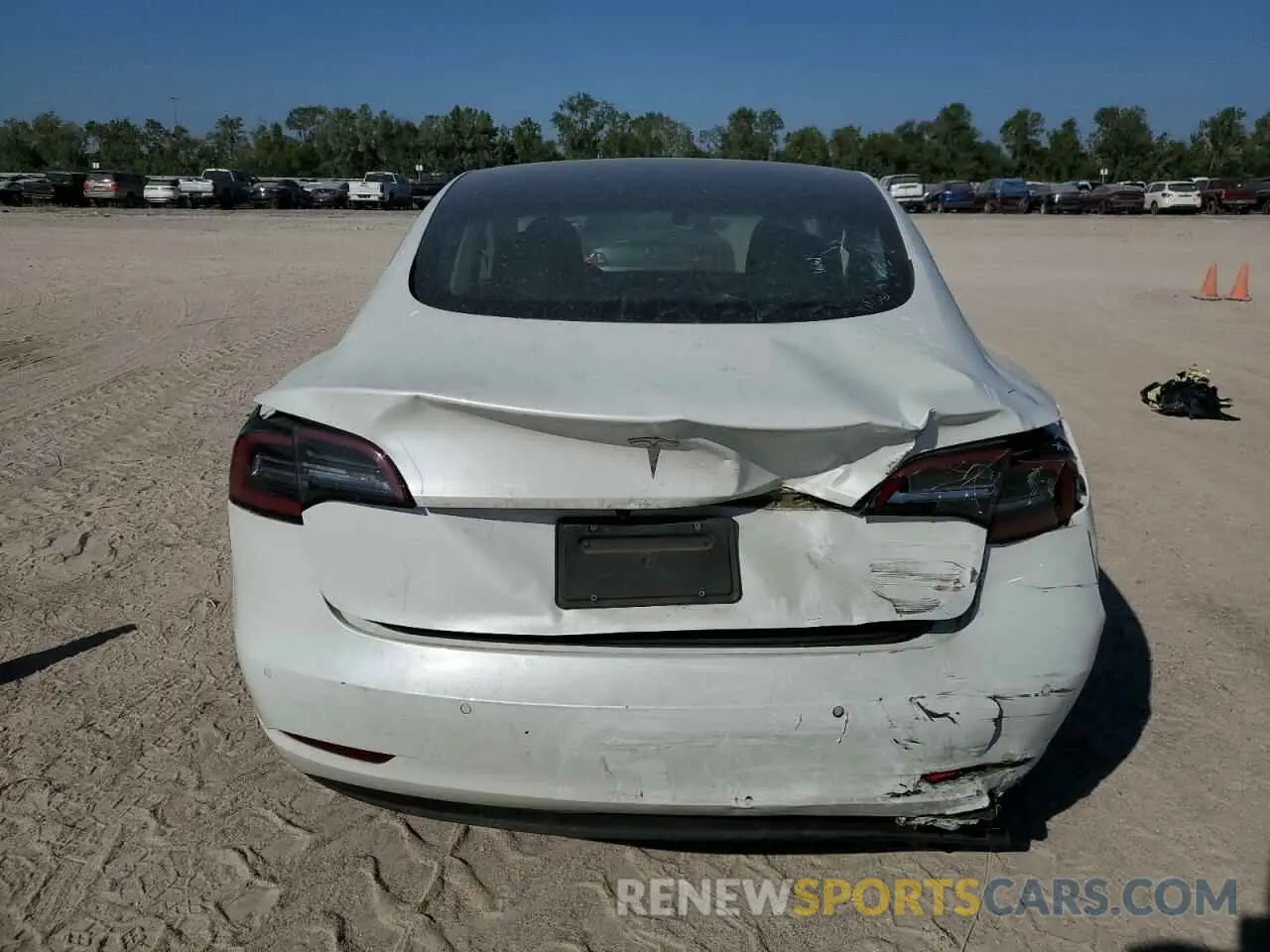 6 fotografías del automóvil dañado 5YJ3E1EA6KF476649 TESLA MODEL 3 2019