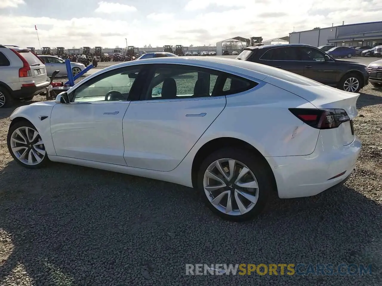 2 fotografías del automóvil dañado 5YJ3E1EA6KF476702 TESLA MODEL 3 2019