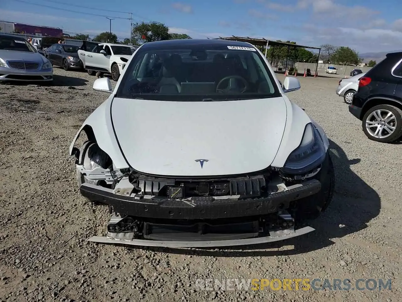 5 fotografías del automóvil dañado 5YJ3E1EA6KF476702 TESLA MODEL 3 2019