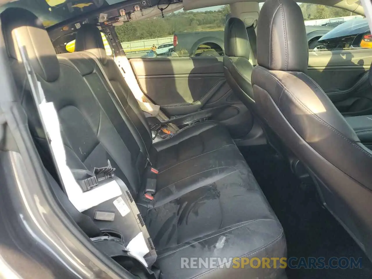 10 fotografías del automóvil dañado 5YJ3E1EA6KF483455 TESLA MODEL 3 2019
